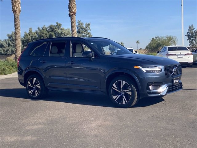 Used 2022 Volvo XC90 T8 R-Design w/ Advanced Package image 4