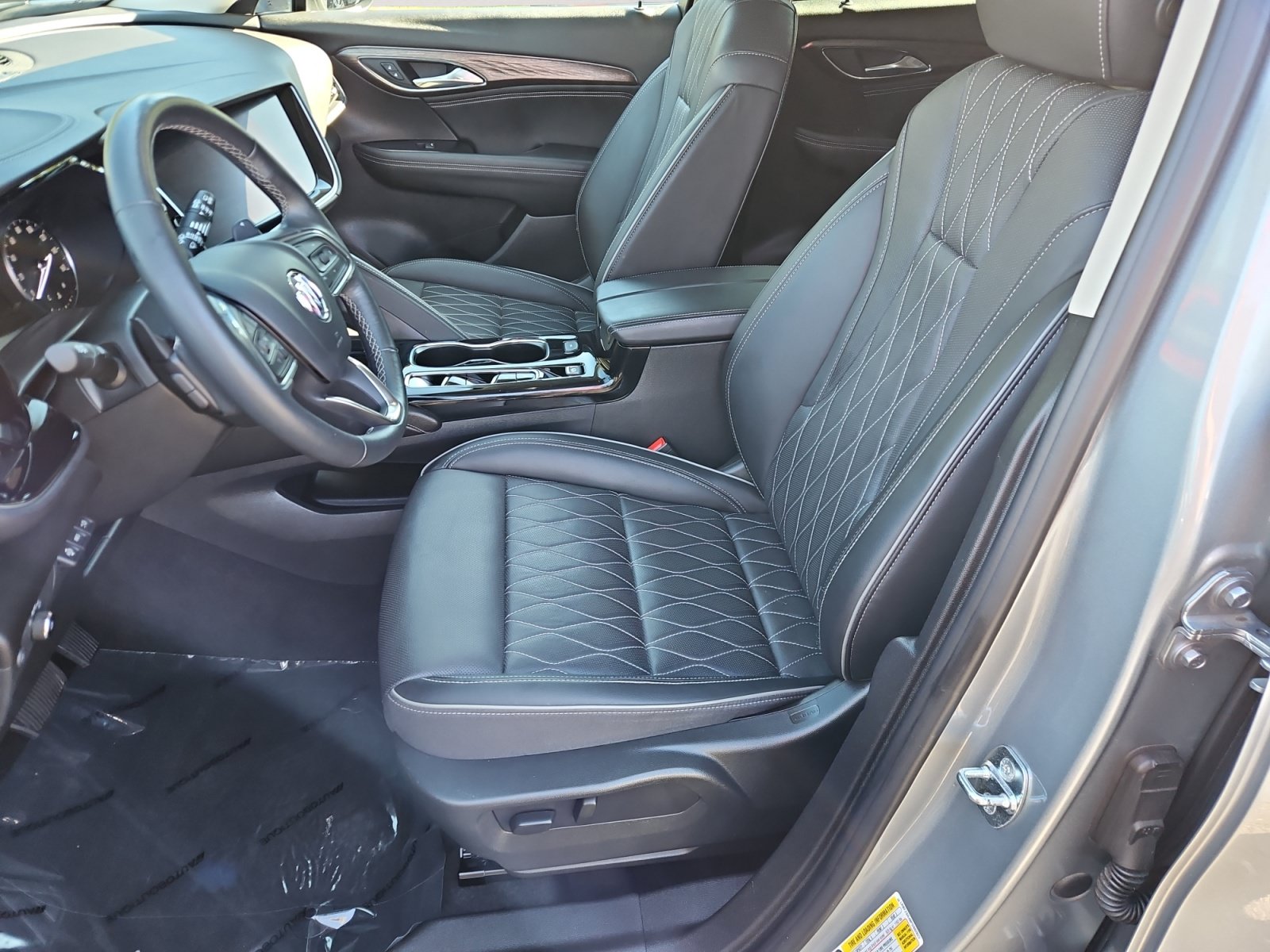Used 2023 Buick Envision Avenir AWD/4WD image 9