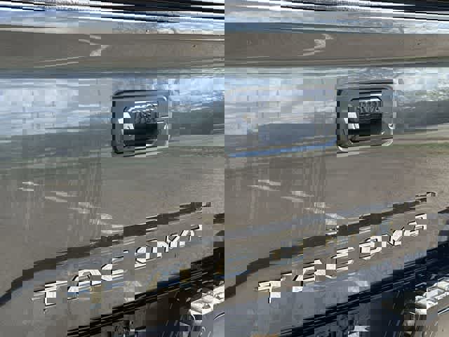 Used 2021 Toyota Tacoma TRD Off-Road w/ Technology Package image 17