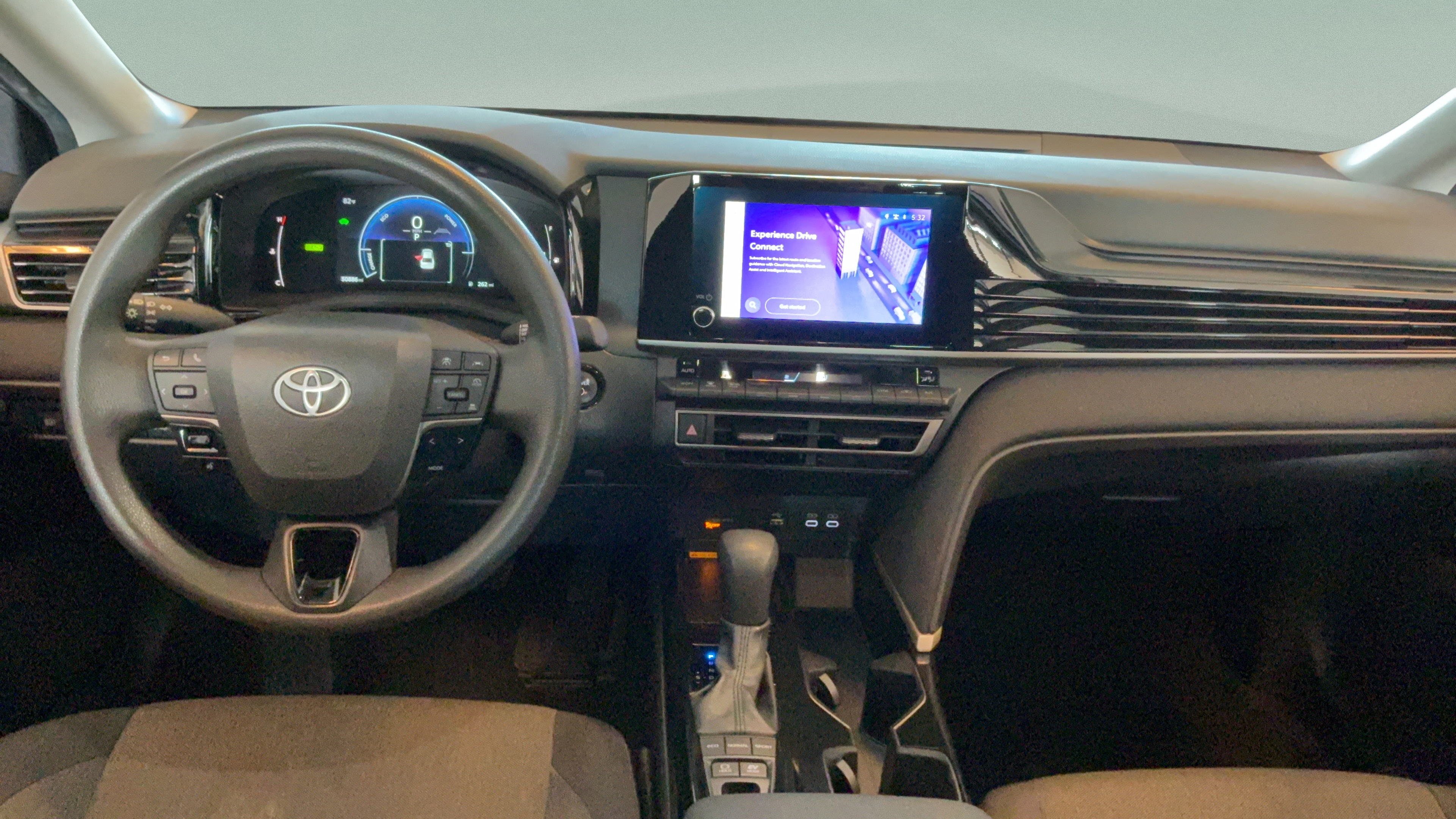 Used 2025 Toyota Camry LE FWD image 26