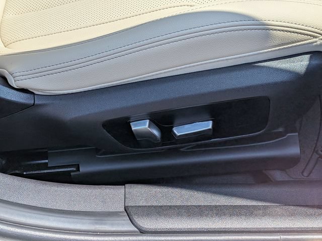 Used 2023 BMW 330i Sedan w/ Driving Assistance Package RWD image 39