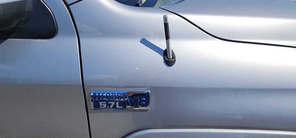 Used 2010 Toyota Tundra 4x4 CrewMax image 6