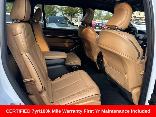 Used 2023 Jeep Grand Cherokee L Summit w/ Advanced Protech Group IV AWD/4WD image 14