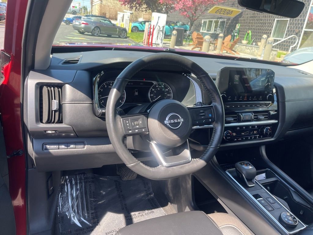 Certified 2023 Nissan Pathfinder SL AWD/4WD image 10