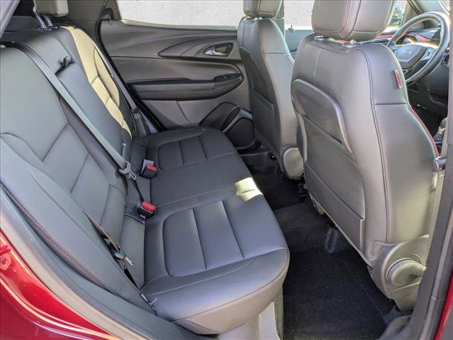 Used 2025 Chevrolet TrailBlazer RS w/ Driver Confidence Package image 17