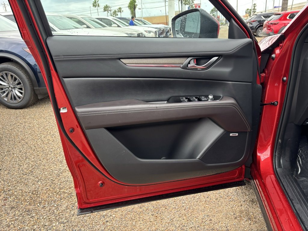 New 2025 MAZDA CX-5 Signature image 15