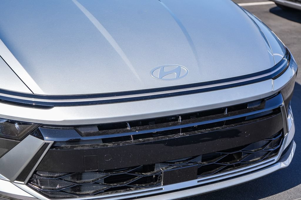 New 2026 Hyundai Sonata Blue FWD image 5