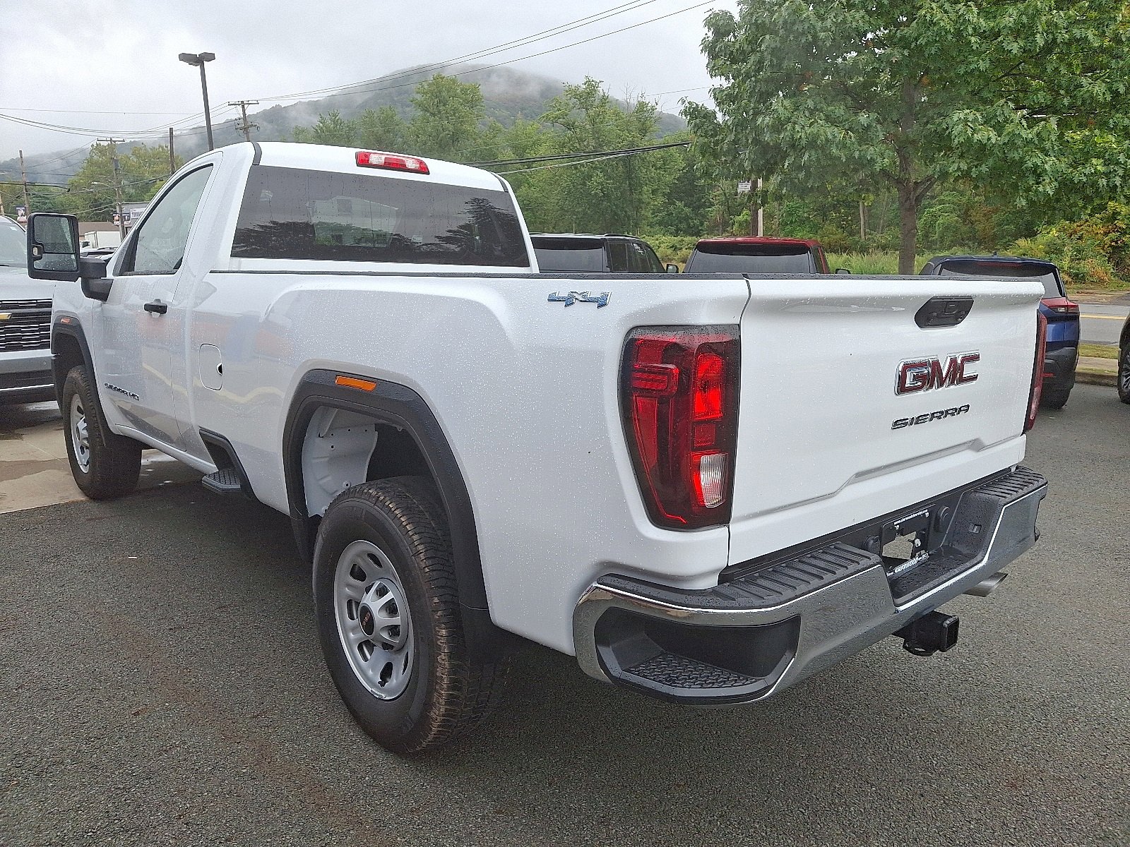 New 2025 GMC Sierra 2500 Pro w/ Convenience Package image 4