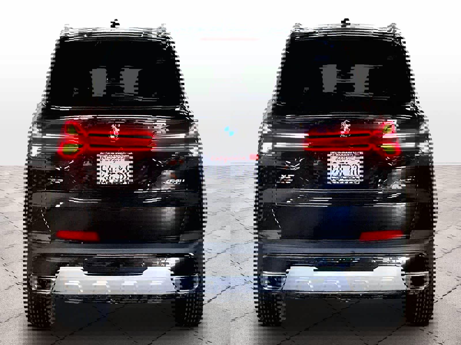 Certified 2024 BMW X5 xDrive40i w/ Premium Package image 7