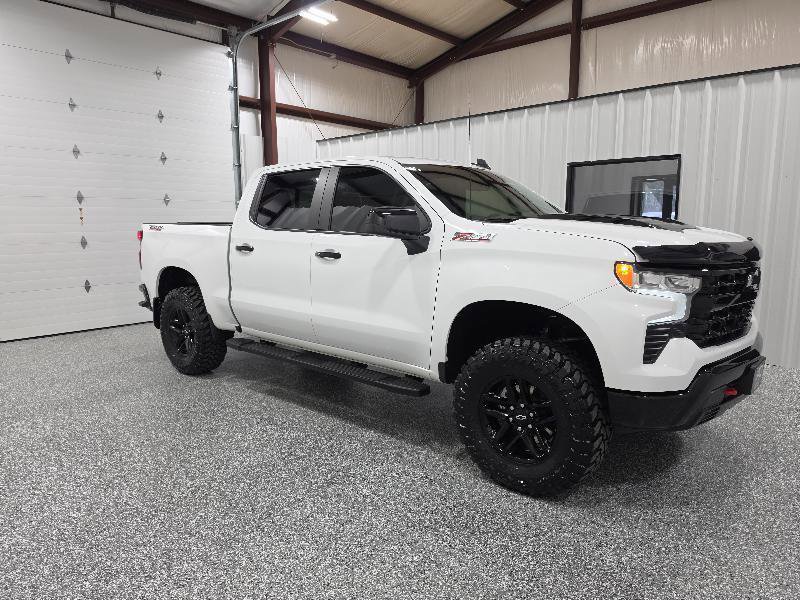 Used 2024 Chevrolet Silverado 1500 LT Trail Boss w/ Convenience Package II image 6