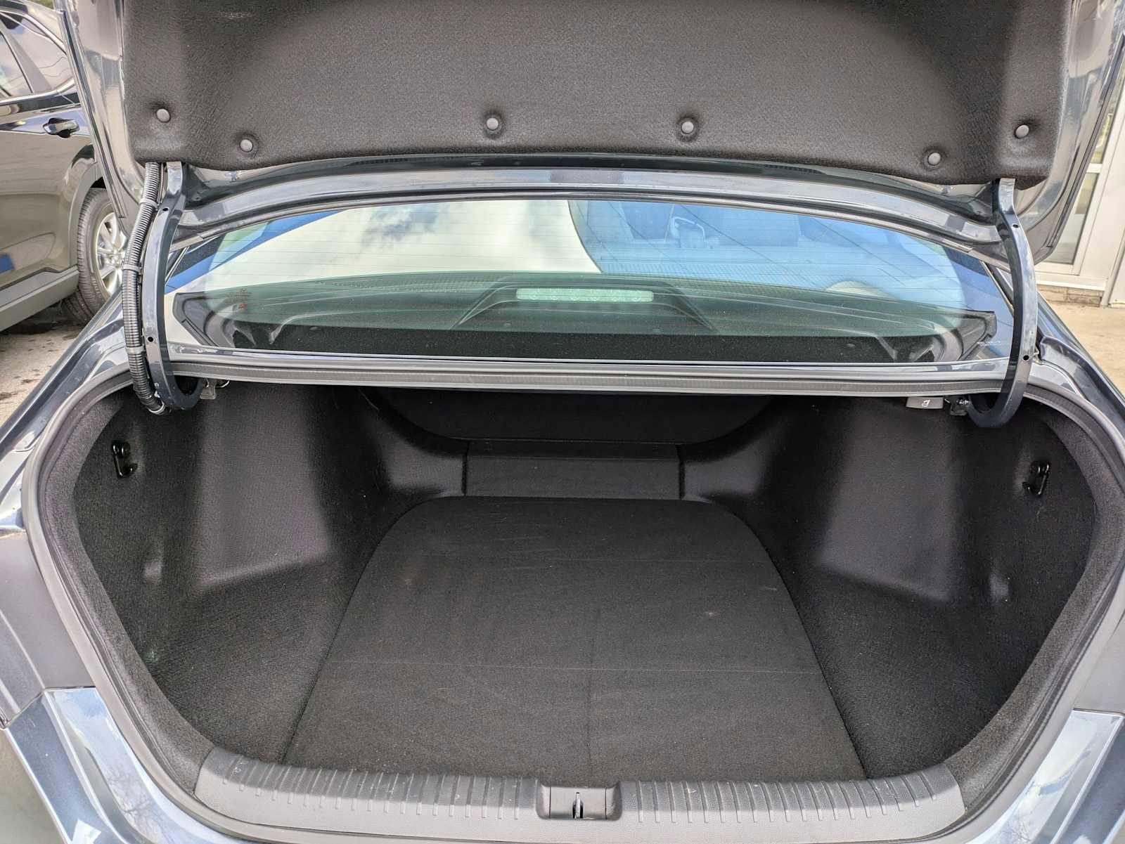 Certified 2025 Honda Accord LX image 29