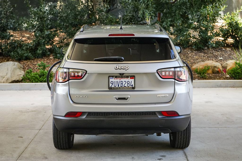 Used 2022 Jeep Compass Latitude image 5