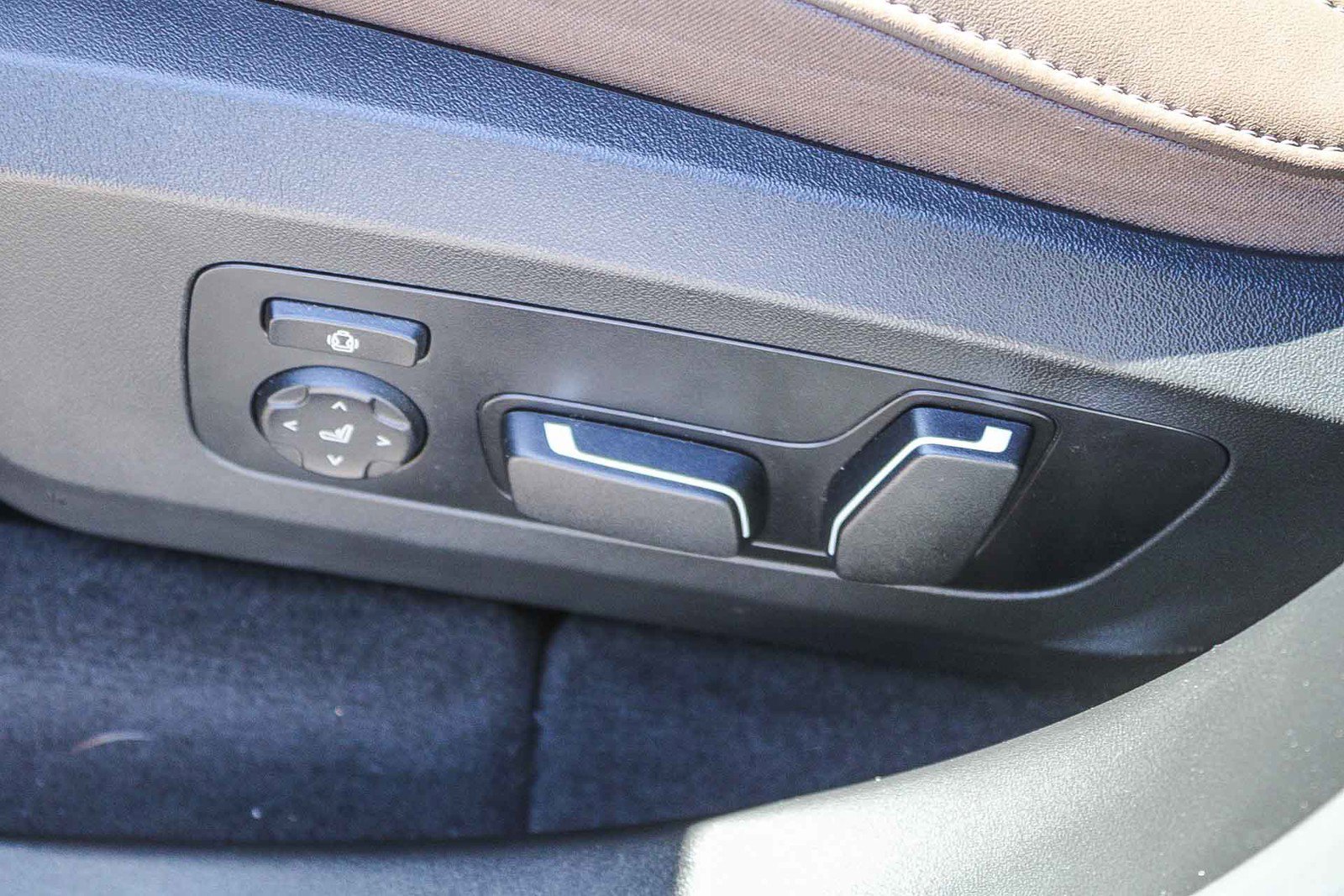 Certified 2025 BMW X3 xDrive30i image 21