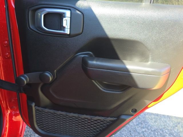 Used 2023 Jeep Gladiator Sport image 29