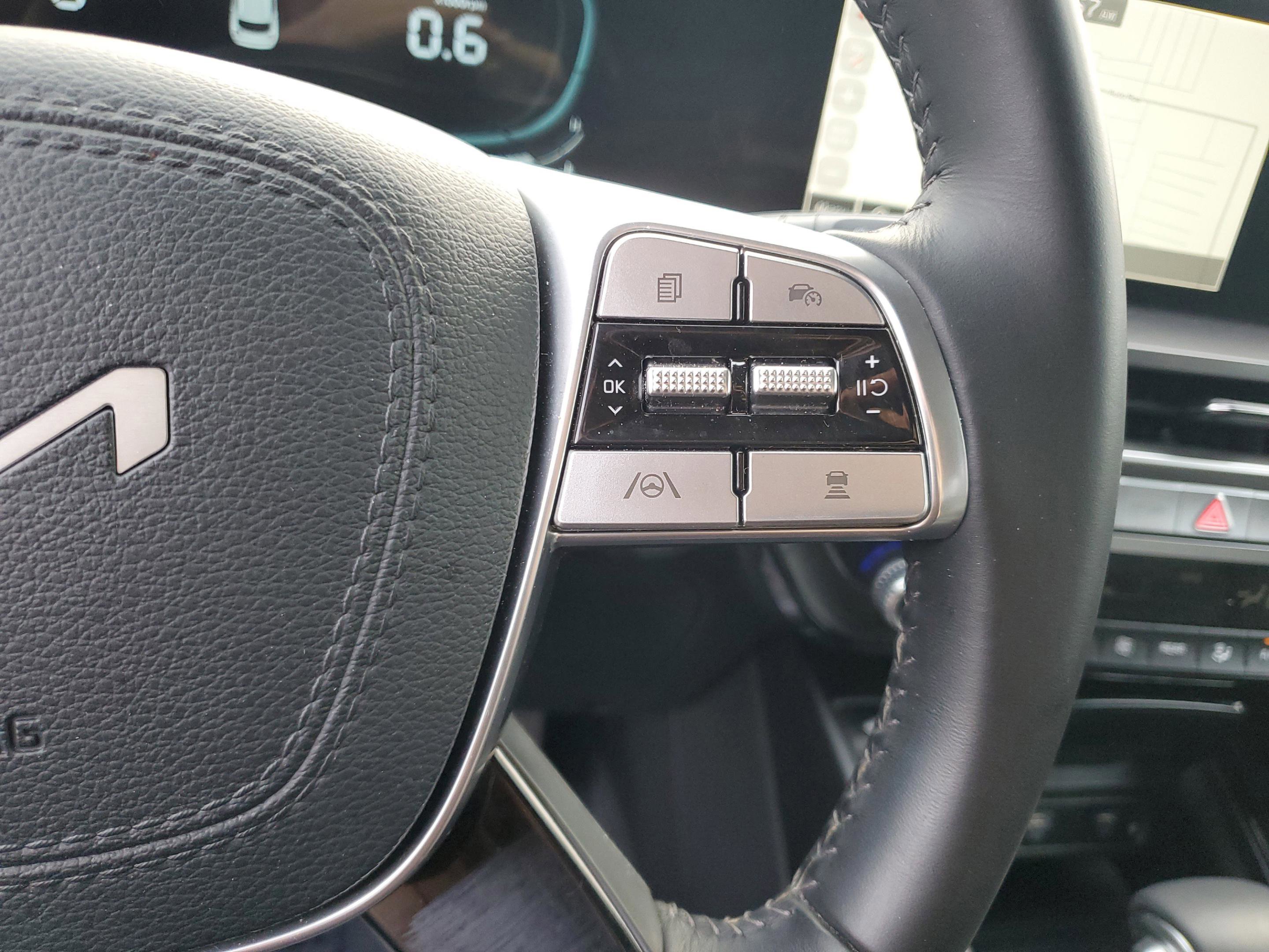 Certified 2025 Kia Telluride S image 29