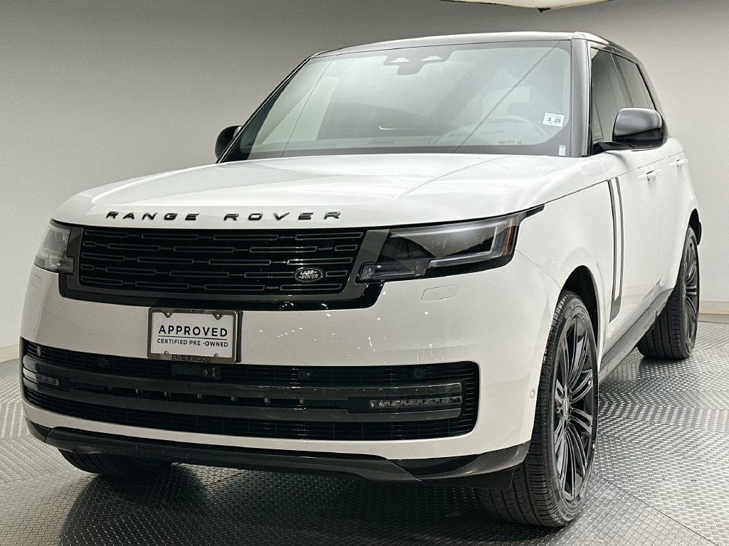 Certified 2025 Land Rover Range Rover SE AWD/4WD image 1