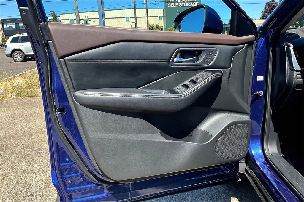 Used 2023 Nissan Rogue SL image 22