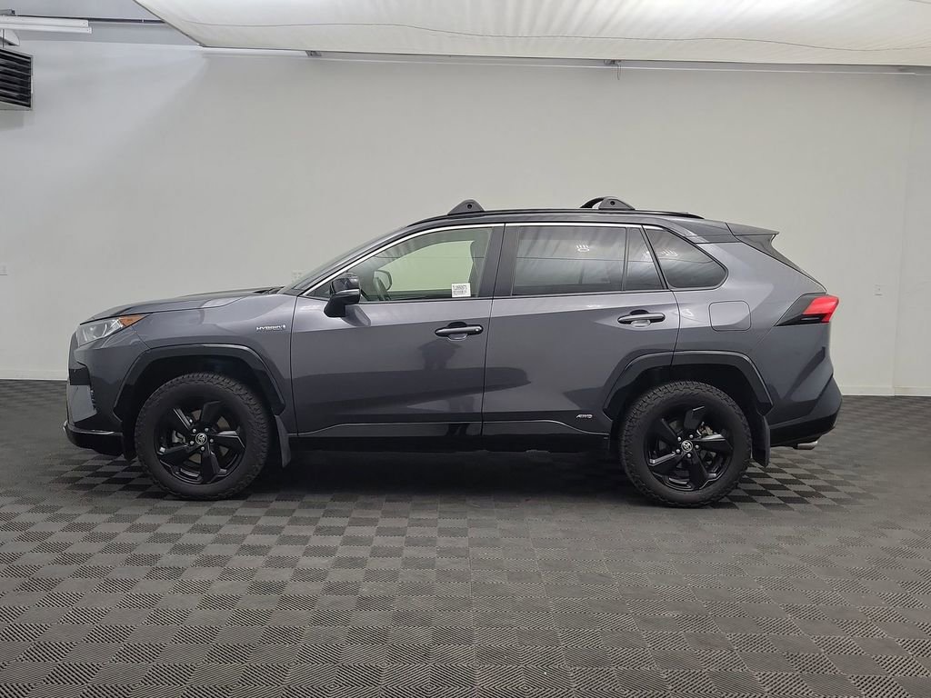 Used 2020 Toyota RAV4 XSE image 2
