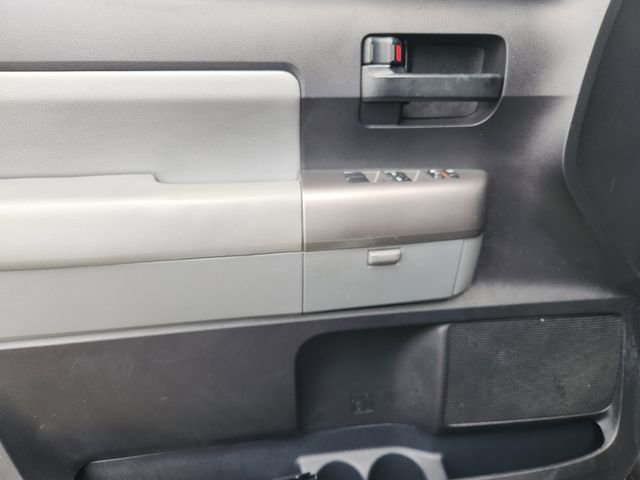 Used 2015 Toyota Sequoia SR5 w/ Premium Package RWD image 11