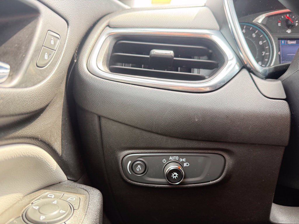 Used 2021 Chevrolet Equinox LT AWD/4WD image 12