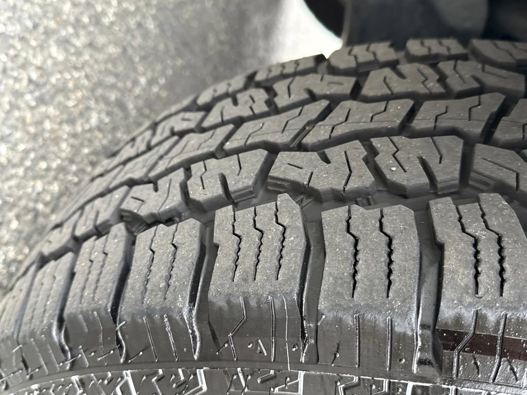 Used 2018 Toyota 4Runner Limited image 31