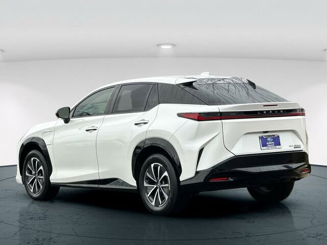 Used 2025 Lexus RZ 450e w/ Accessory Package (2T) image 4