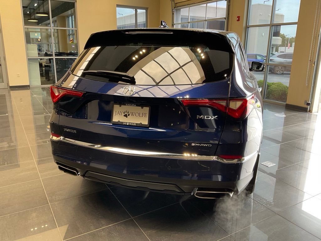 Certified 2024 Acura MDX w/ Technology Package AWD/4WD image 6