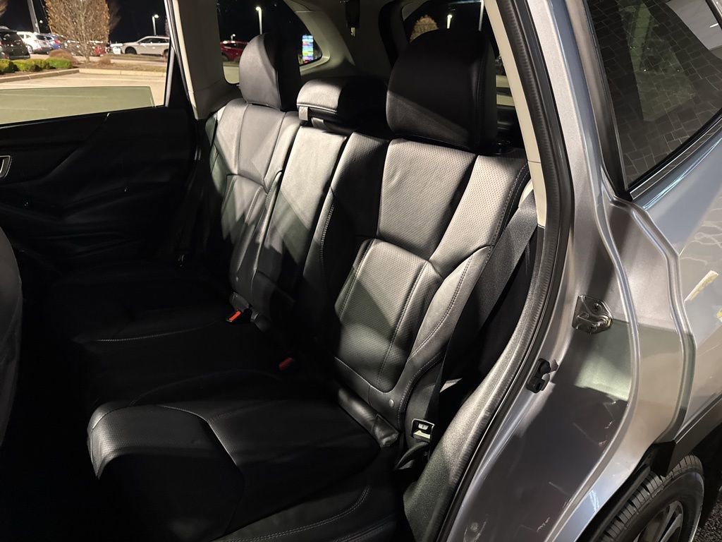Used 2020 Subaru Forester Limited image 21