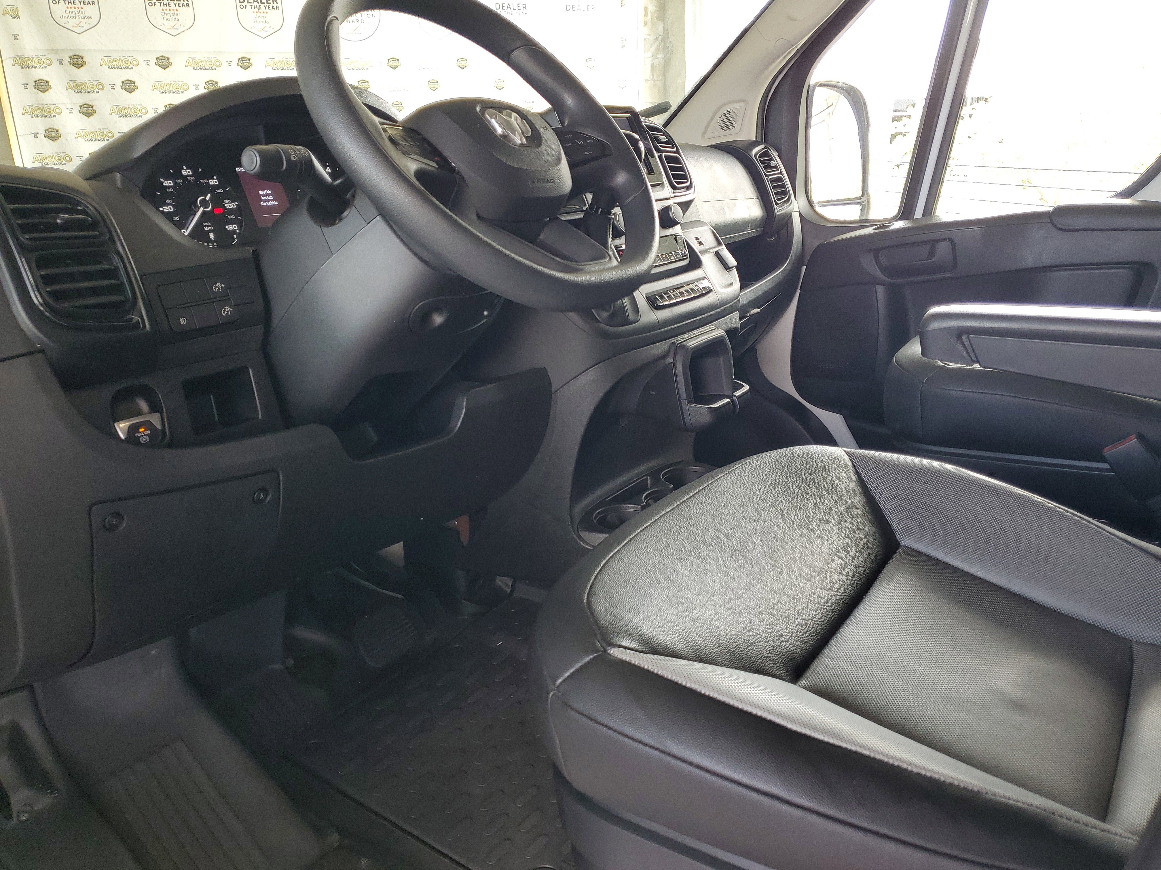 Used 2025 RAM ProMaster 2500 w/ Convenience Group FWD image 16