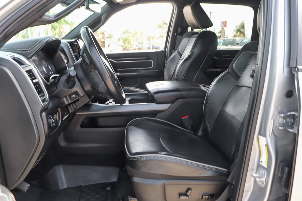 Used 2022 RAM 2500 Laramie w/ Night Edition AWD/4WD image 18