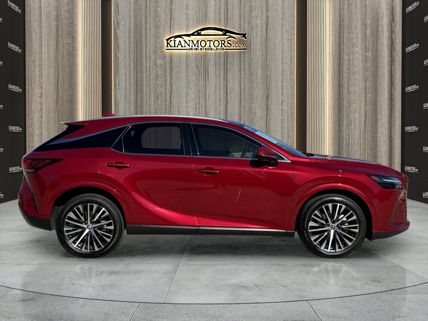 Used 2025 Lexus RX 350 Premium Plus w/ Convenience Package image 8