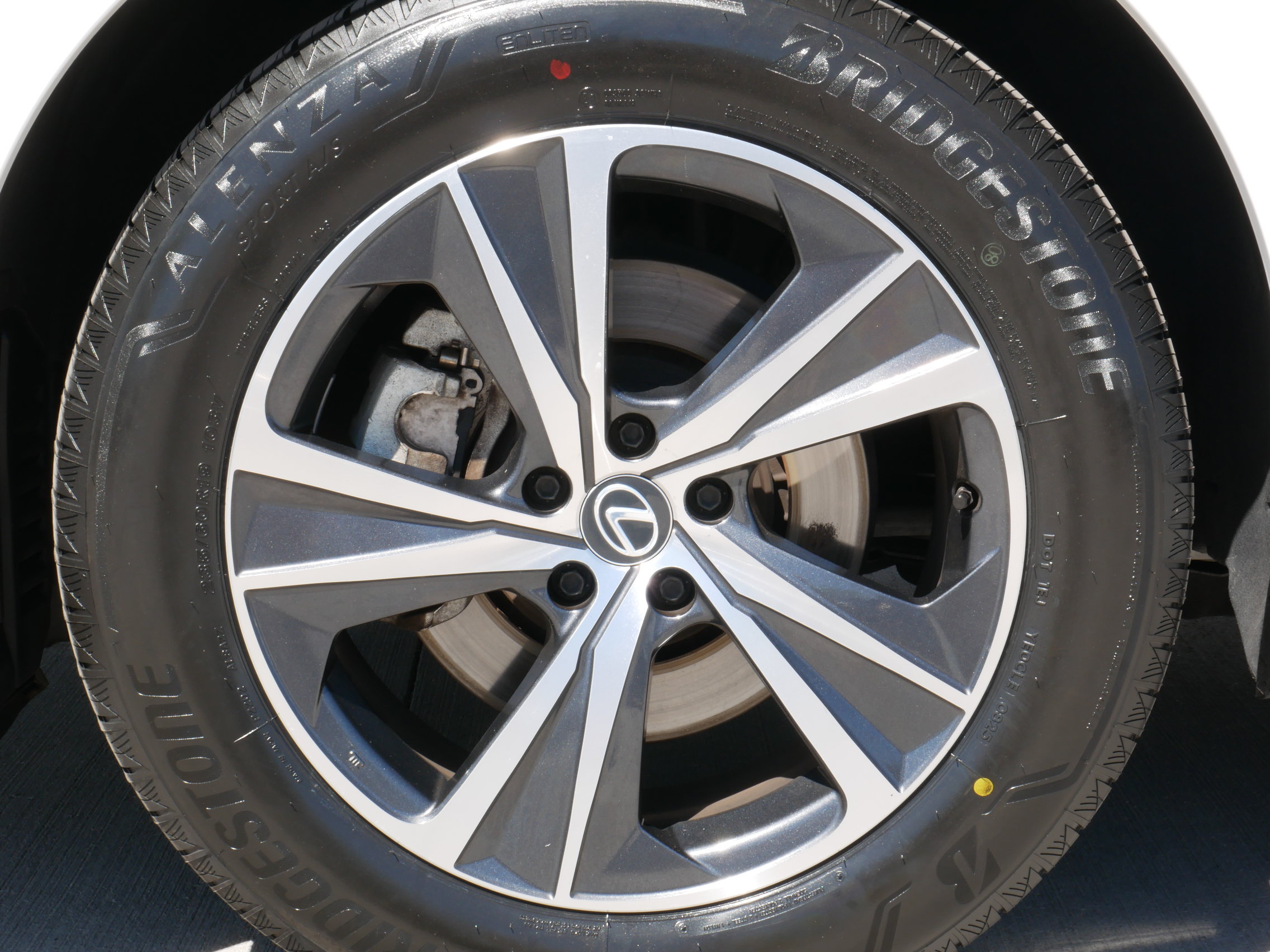 Used 2023 Lexus RX 350 FWD w/ Cold Area Package image 23