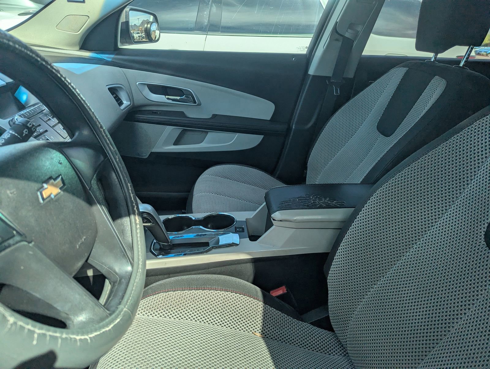 Used 2010 Chevrolet Equinox LT image 9