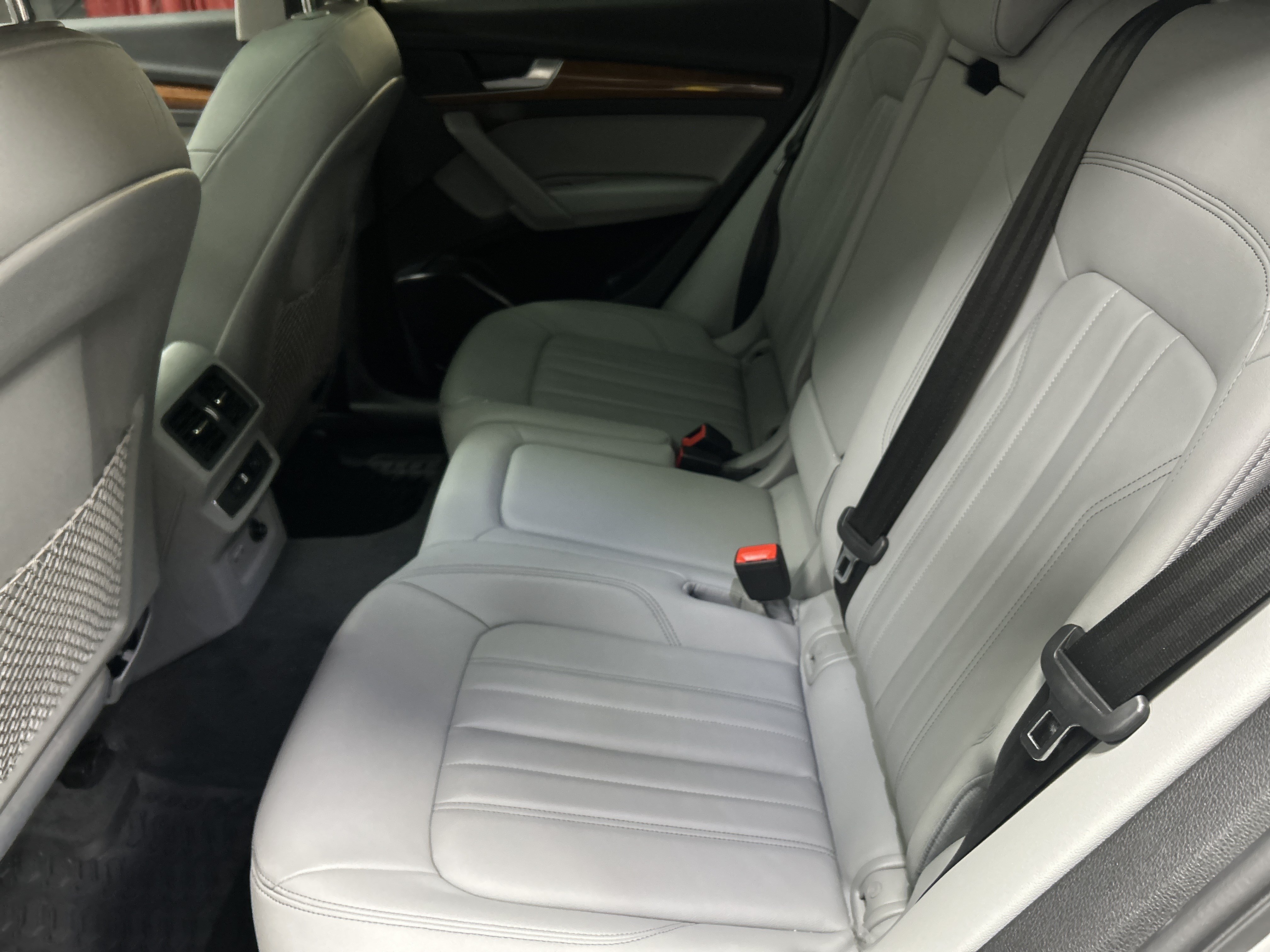 Used 2023 Audi Q5 2.0T Premium w/ Convenience Package AWD/4WD image 32