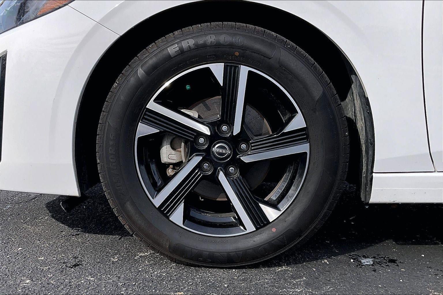 Used 2024 Nissan Sentra SV image 9
