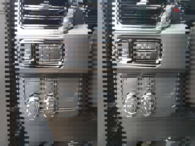 New 2026 GMC Yukon Denali image 29