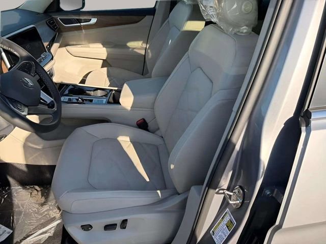 New 2026 Volkswagen Atlas SE image 5