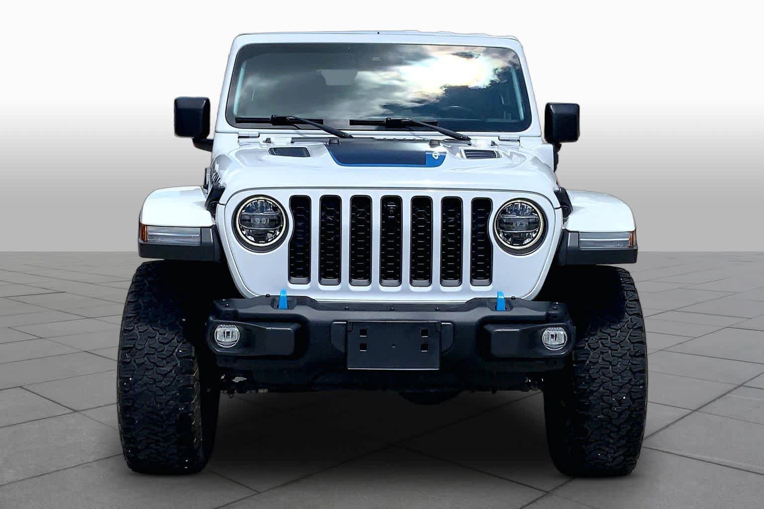 Used 2021 Jeep Wrangler Unlimited Rubicon 4xe w/ Cold Weather Group AWD/4WD image 4