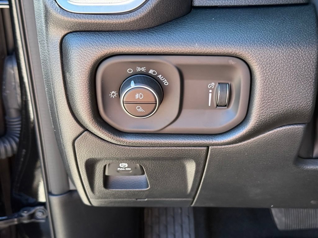 New 2026 RAM 1500 Big Horn AWD/4WD image 18