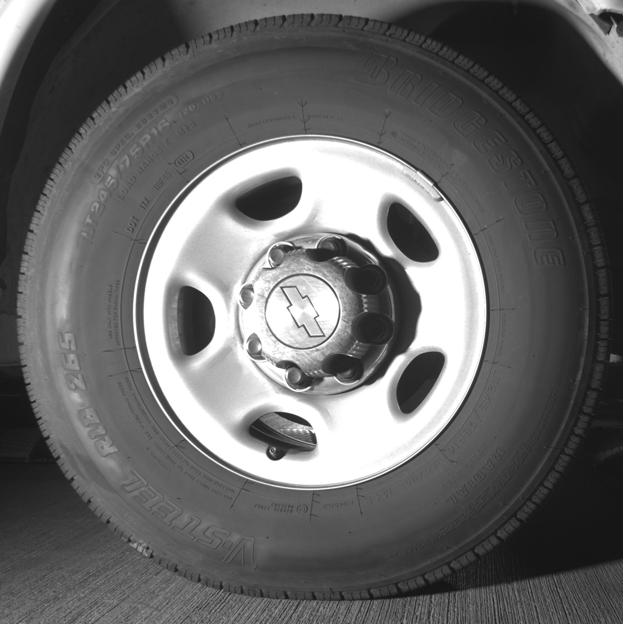 Used 2025 Chevrolet Express 3500 LT w/ LT Preferred Equipment Group image 13