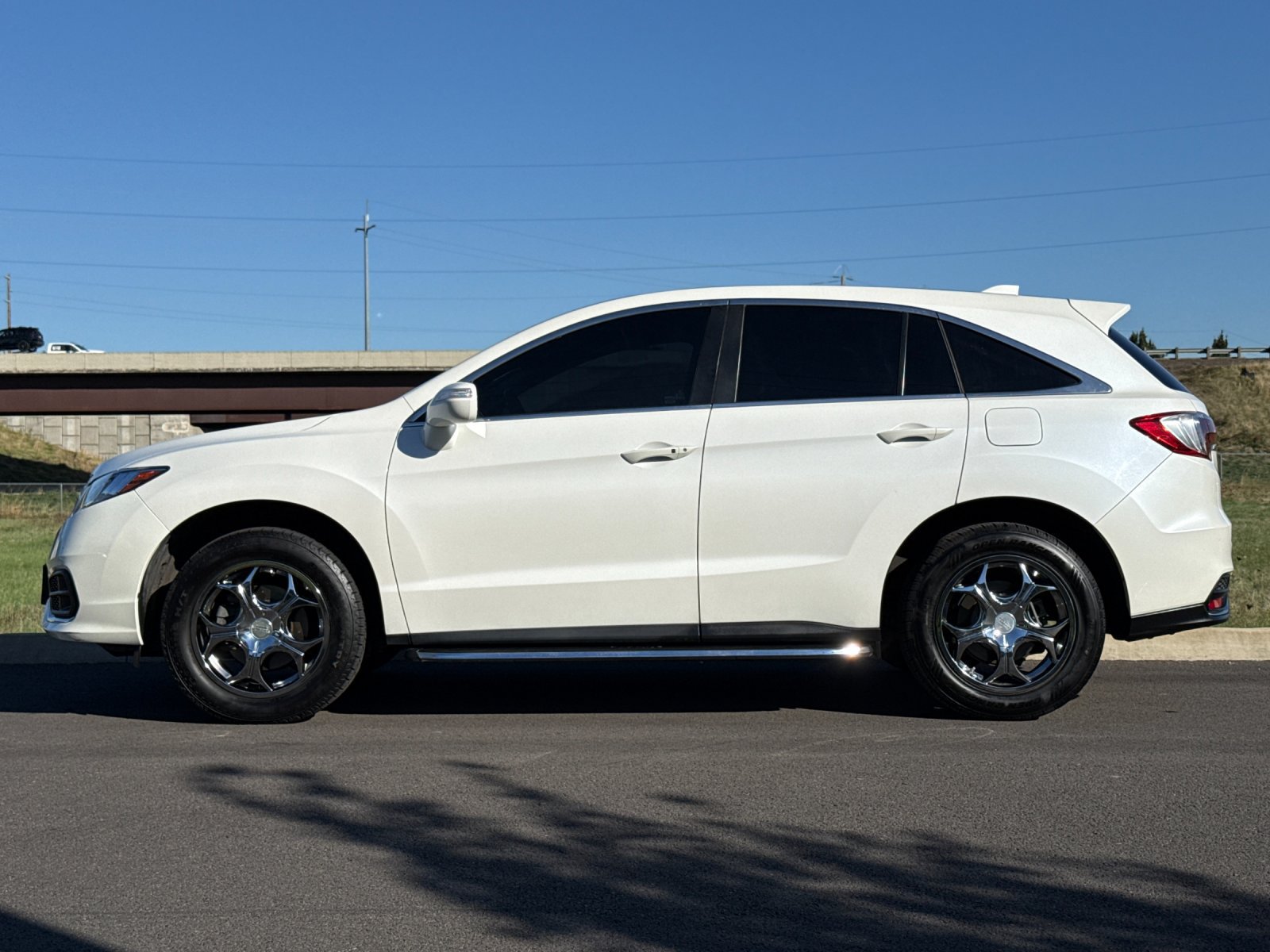 Used 2017 Acura RDX w/ Technology Package FWD image 6