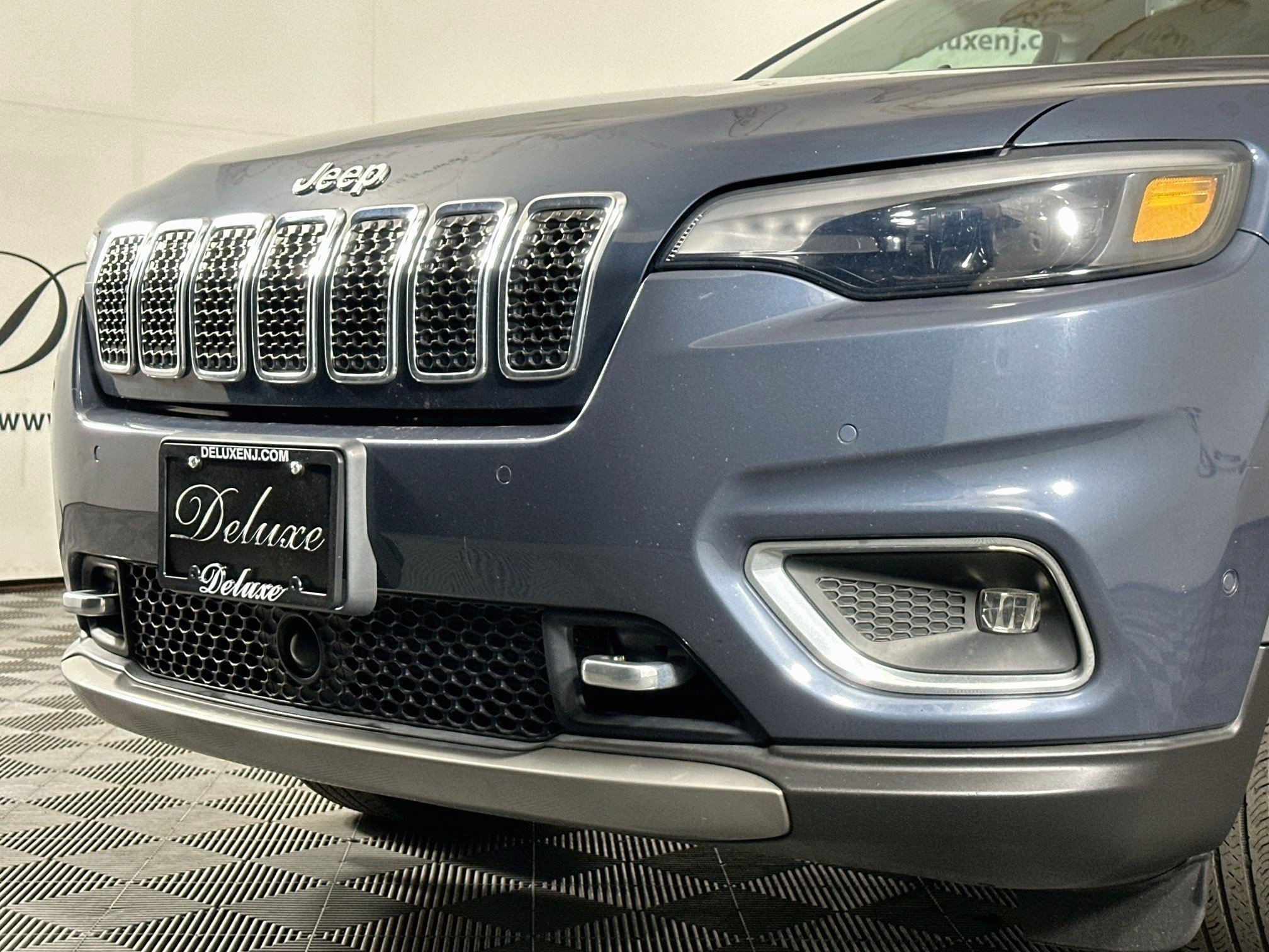 Used 2021 Jeep Cherokee Limited w/ Elite Package AWD/4WD image 33