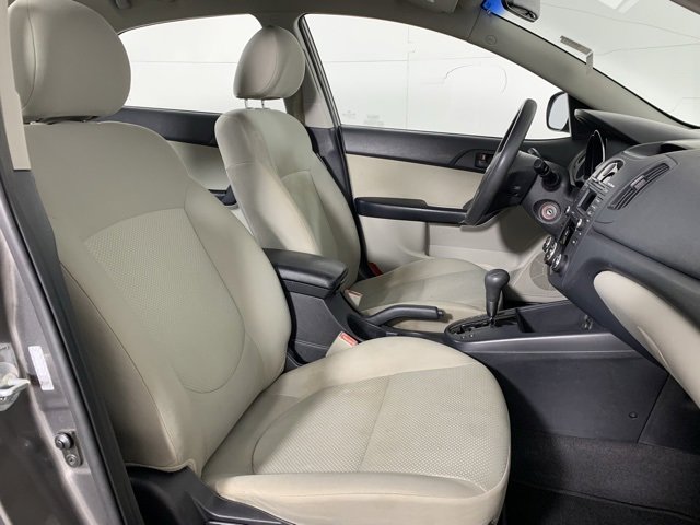 Used 2010 Kia Forte EX image 22