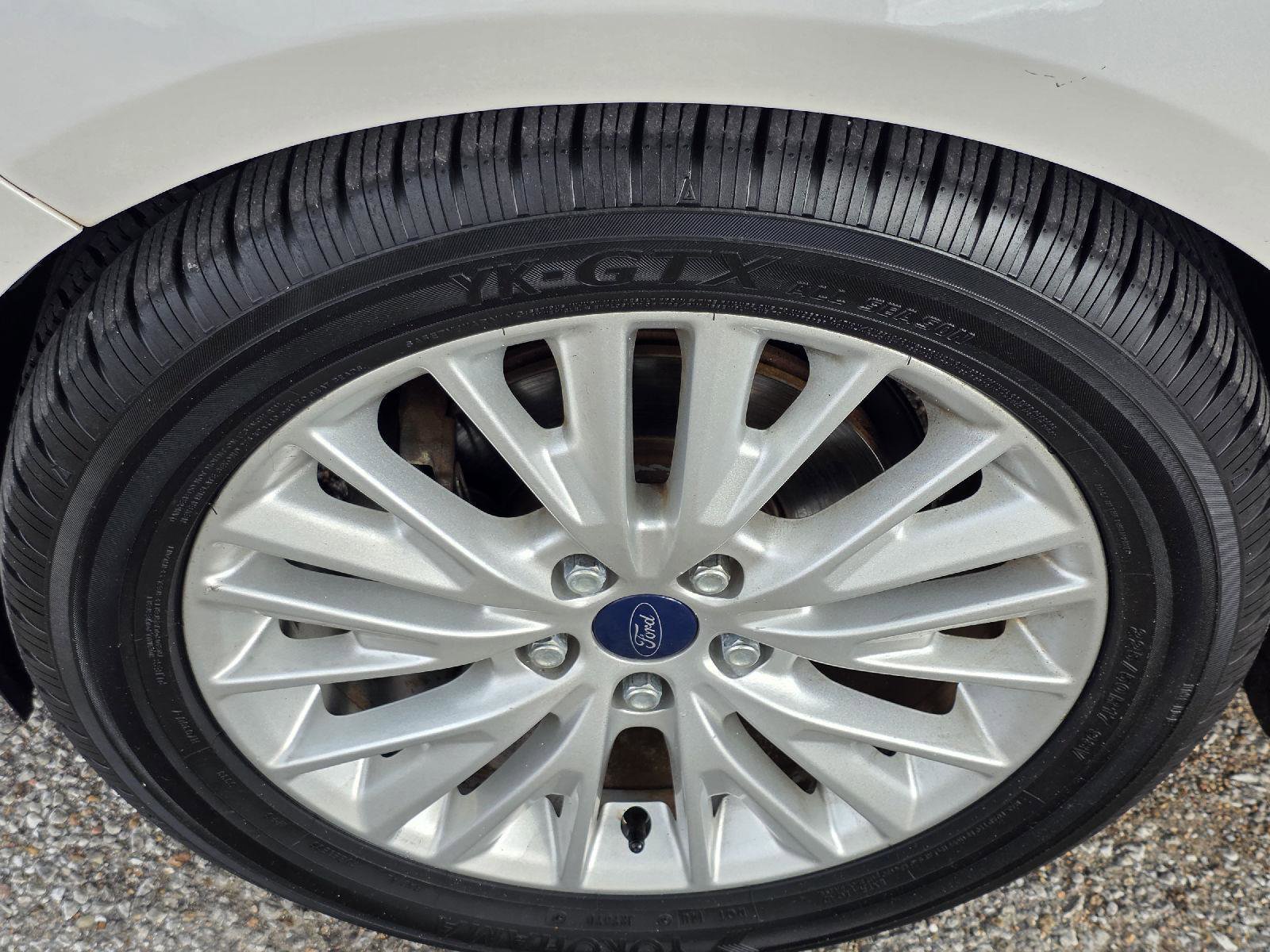 Used 2018 Ford Focus Titanium FWD image 43