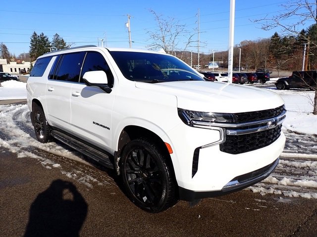 Used 2023 Chevrolet Suburban LS w/ Driver Alert Package image 9
