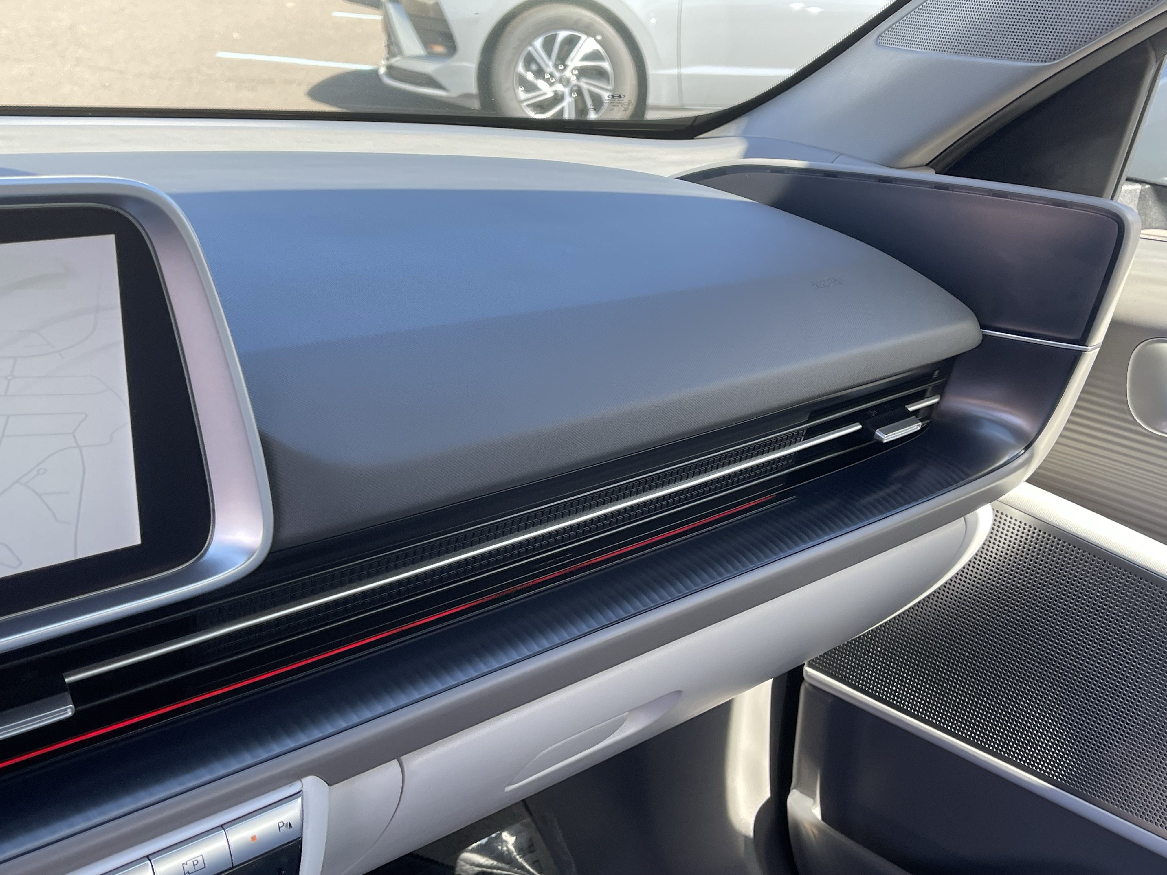 Certified 2025 Hyundai Ioniq 6 SEL RWD image 25