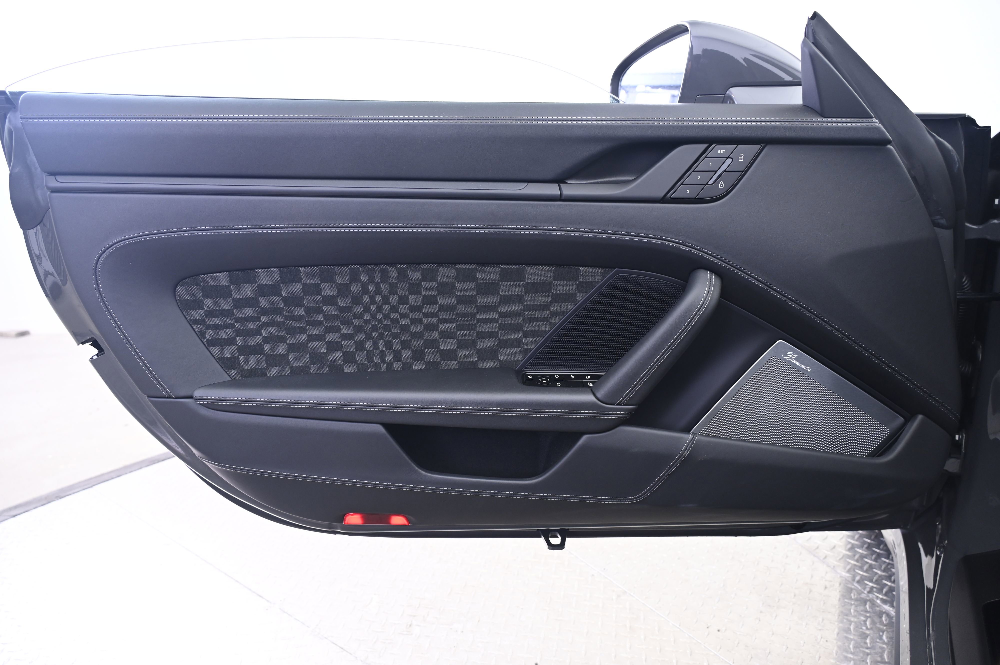 Certified 2026 Porsche 911 GTS image 27