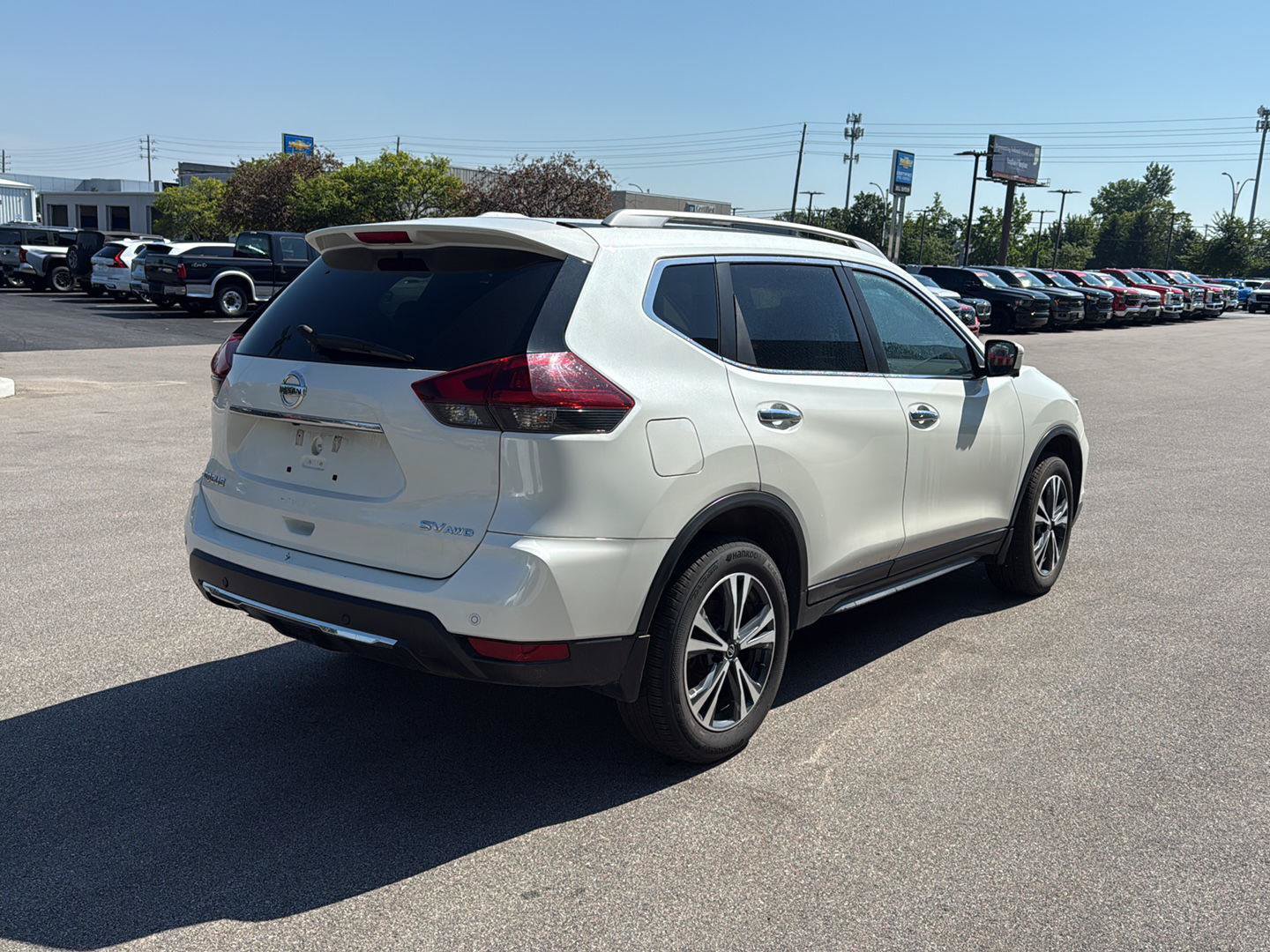 Used 2019 Nissan Rogue SL AWD/4WD image 3