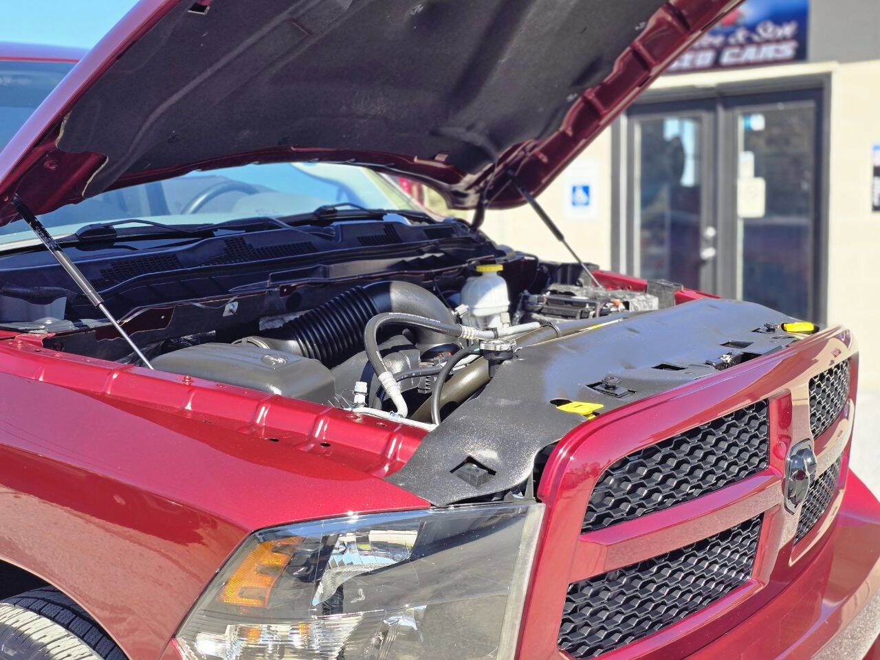 Used 2019 RAM 1500 Express w/ Express Value Package image 12