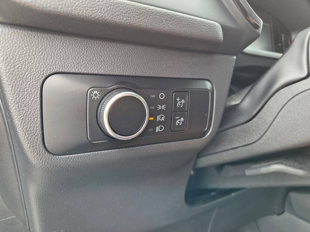 Used 2025 Ford Escape ST-Line image 21